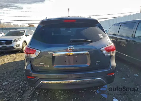 2014 Nissan Pathfinder S z USA, uszkodzony, nr VIN 5N1AR2MM4EC608642